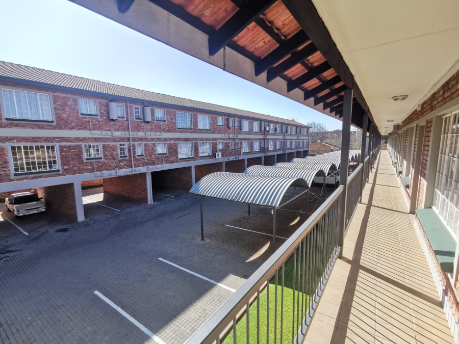 To Let 2 Bedroom Property for Rent in Die Bult North West